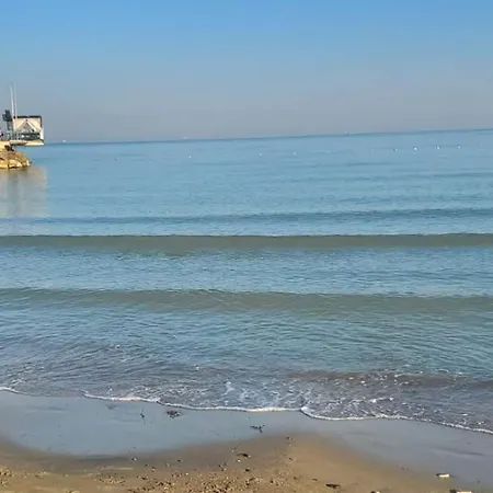 & Vacations - Qerret, Golem, Durres 4*