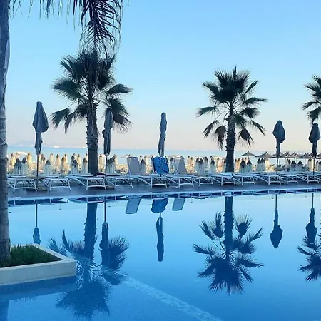 & Vacations - Qerret, Golem, Durres Daire Golem (Tirana)