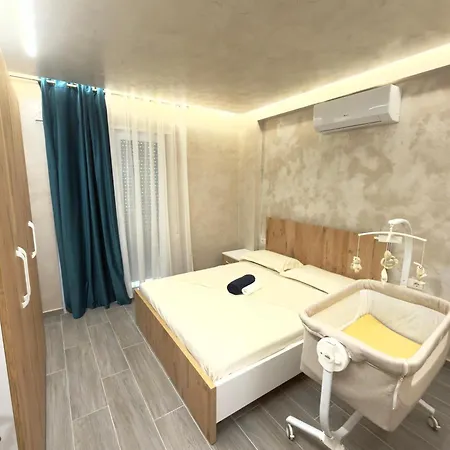 - Qerret, Golem, Durres Apartment Golem (Tirana)