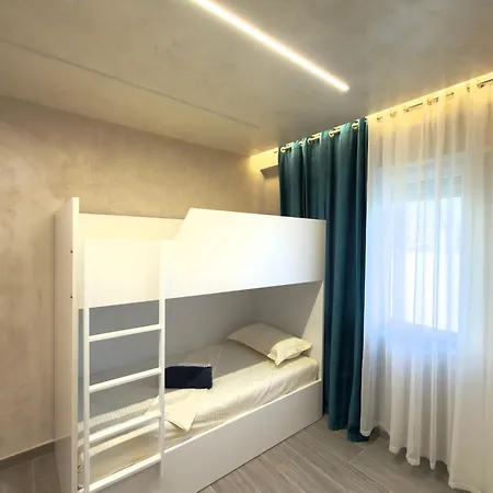 - Qerret, Golem, Durres Apartment