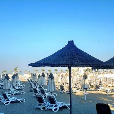 - Qerret, Golem, Durres Apartment