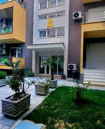 - Qerret, Golem, Durres Apartment *